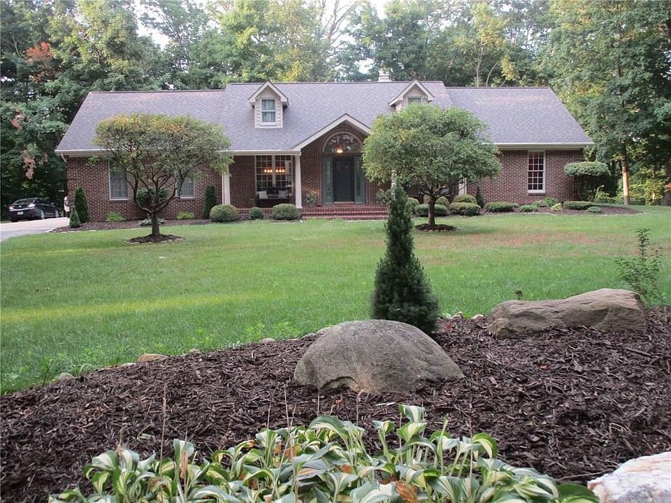 1st image of 362 N Woodland Heights Dr