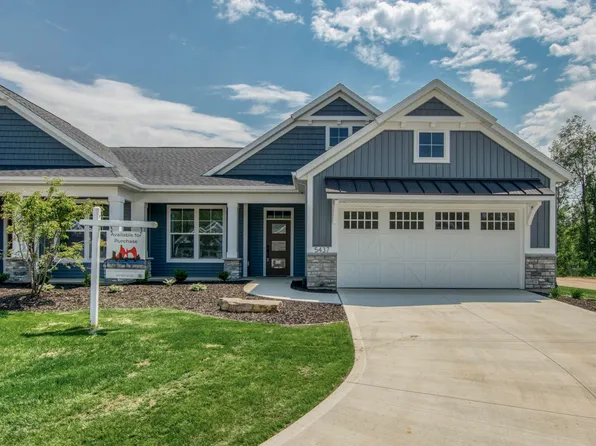 5437 Albright Ave, Wyoming, MI 49418