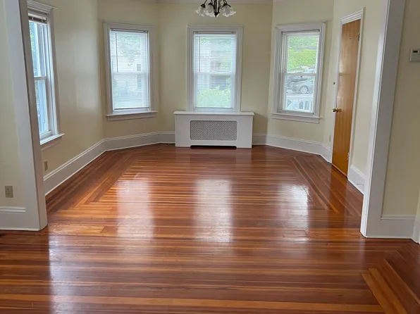 112-114 Hillside Ave, Pawtucket, RI 02860