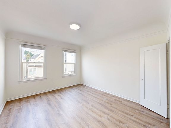 5th image of 2425 Buchanan St #302