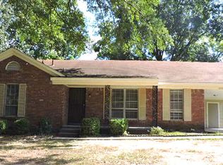 3530 Naylor Dr, Memphis, TN 38128