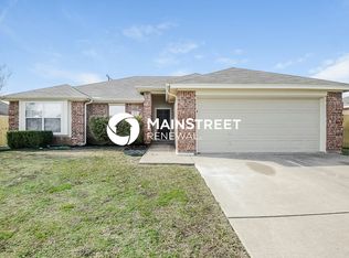 517 Bretts Way, Burleson, TX 76028