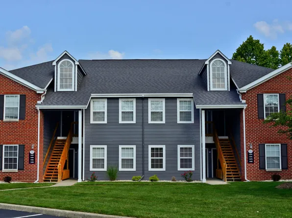 Hunters Point Apartments