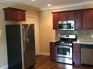 8 Broadway Pl #1, Somerville, MA 02145