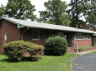 413 Woodland Rd, Hampton, VA 23669