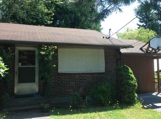 6052 39th Ave NE, Seattle, WA 98115