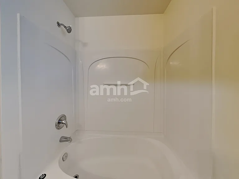 194 Madelia Pl — Photo 17