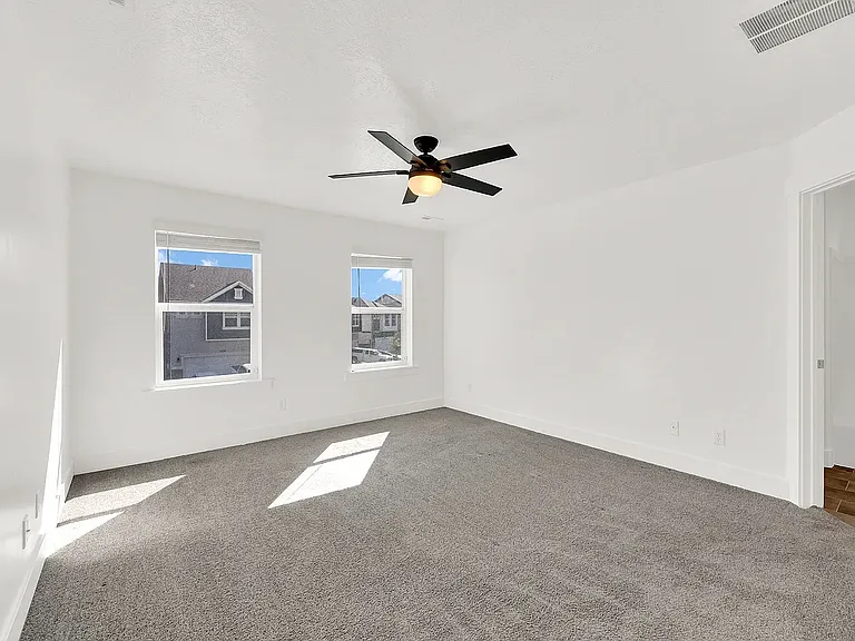 3225 E 1350 S — Photo 12