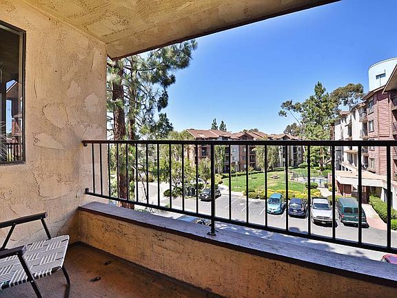4th image of 5995 Dandridge Ln Unit 133