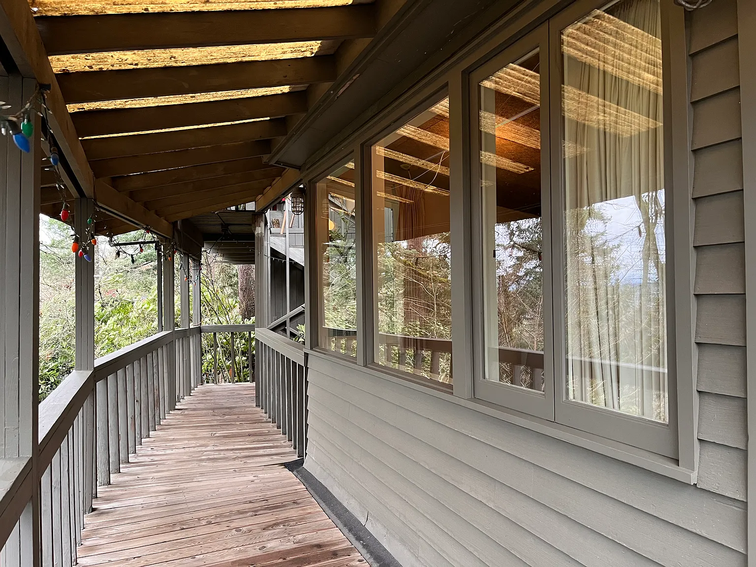 2362 Malabar Dr — Photo 4