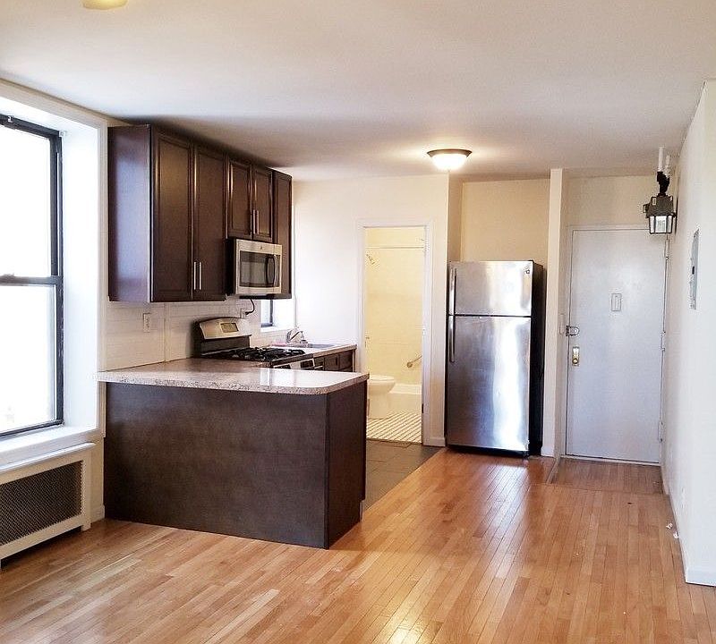 1st image of 11-44 44th Dr #4-15