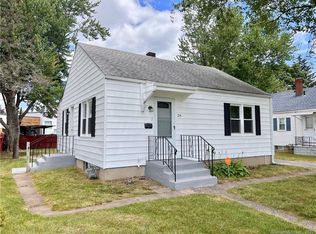 26 Oxford Dr, East Hartford, CT 06118