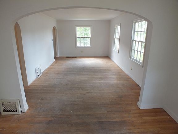 3rd image of 413 5th Ave