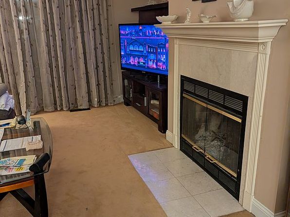 14 Steven Dr UNIT 1
