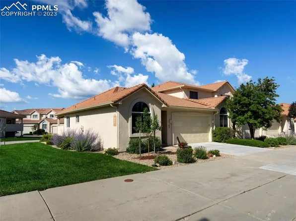57 Luxury Ln, Colorado Springs, CO 80921