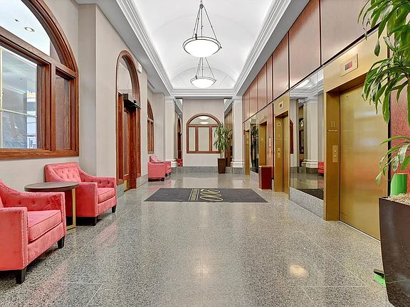 3rd image of 200 N Dearborn St Unit 4208