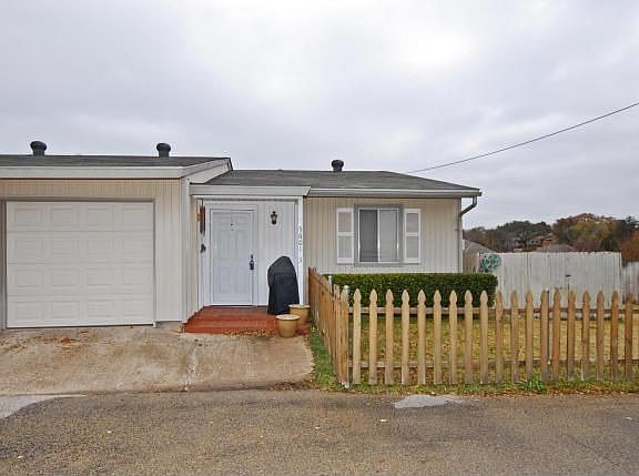 2nd image of 5601 Thunderbird Ct