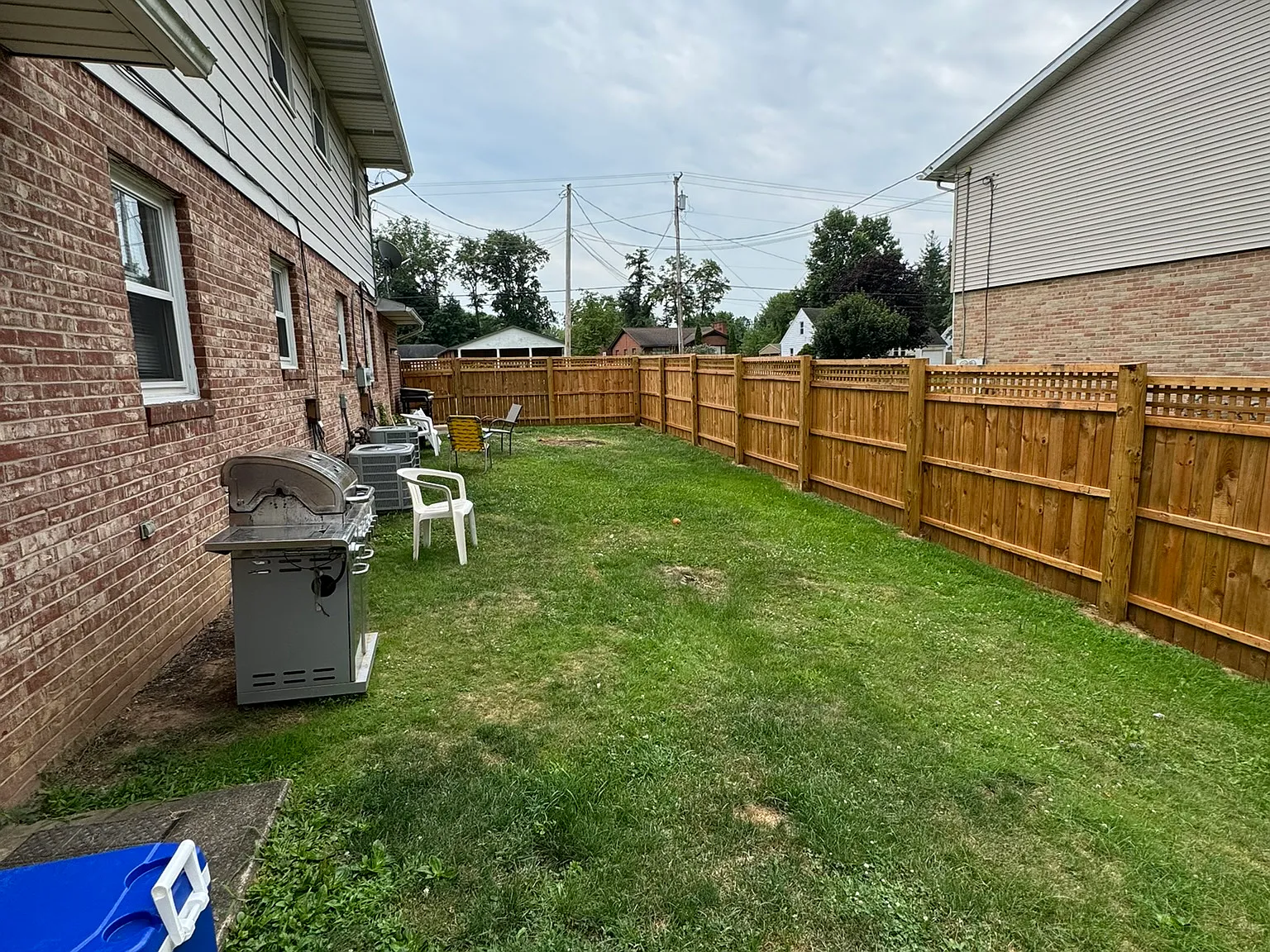2 bed, 900 sqft, $1,250 — Photo 1