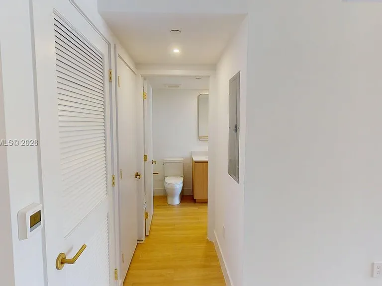 90 NE 32nd St #603 — Photo 15