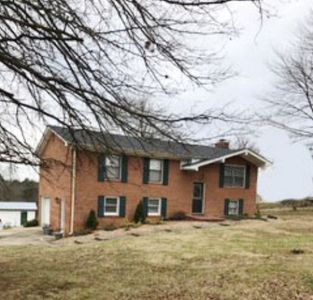 645 Country Estates Rd, Paint Lick, KY, 40461