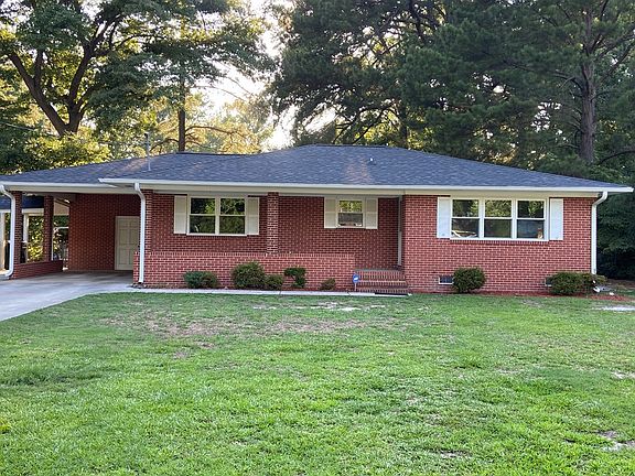 4th image of 2044 Azalea Dr