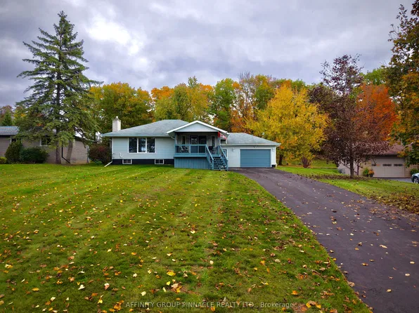 30 Cove Rd, Kawartha Lakes, ON K0M 1N0