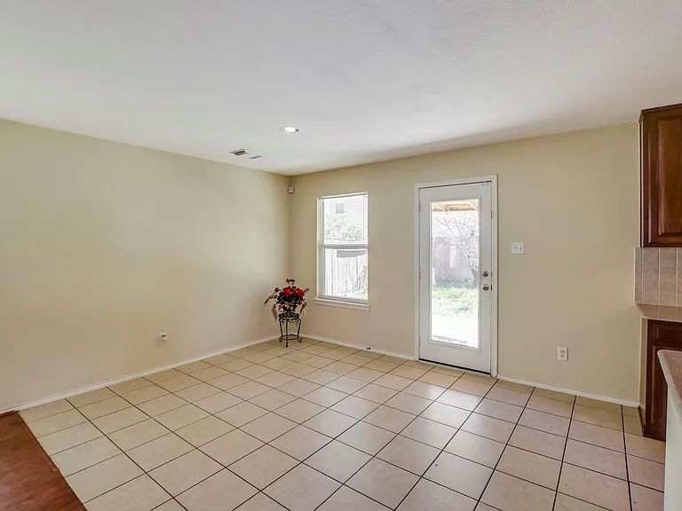 18231 Valebluff Ln — Photo 9
