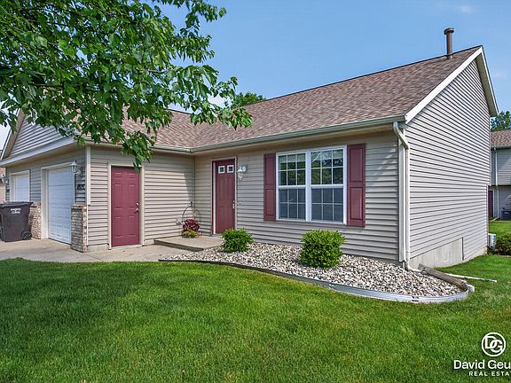 4th image of 11929 Bush Ct #26