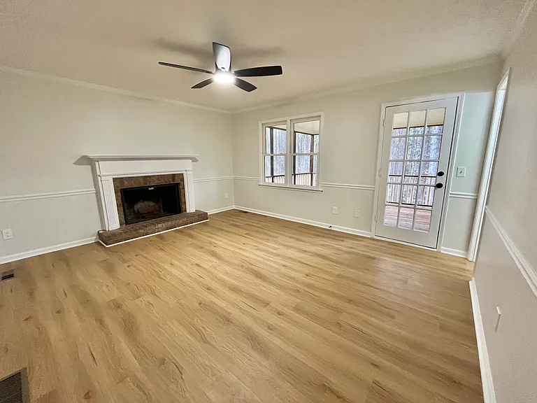 1469 Cheyenne Ct — Photo 16