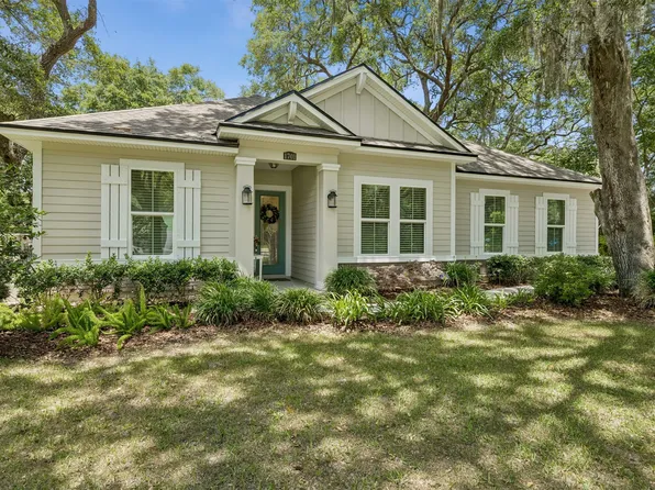 1701 Philips Manor Rd, Fernandina Beach, FL 32034