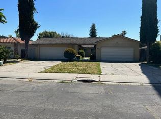 8902 Valleyoak Dr, Stockton, CA 95209