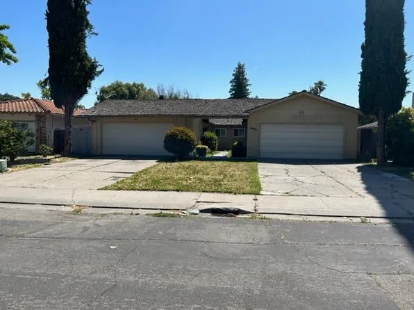 8902 Valleyoak Dr, Stockton, CA 95209