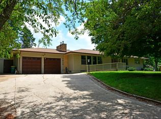 1612 Bridge Ave, Albert Lea, MN 56007