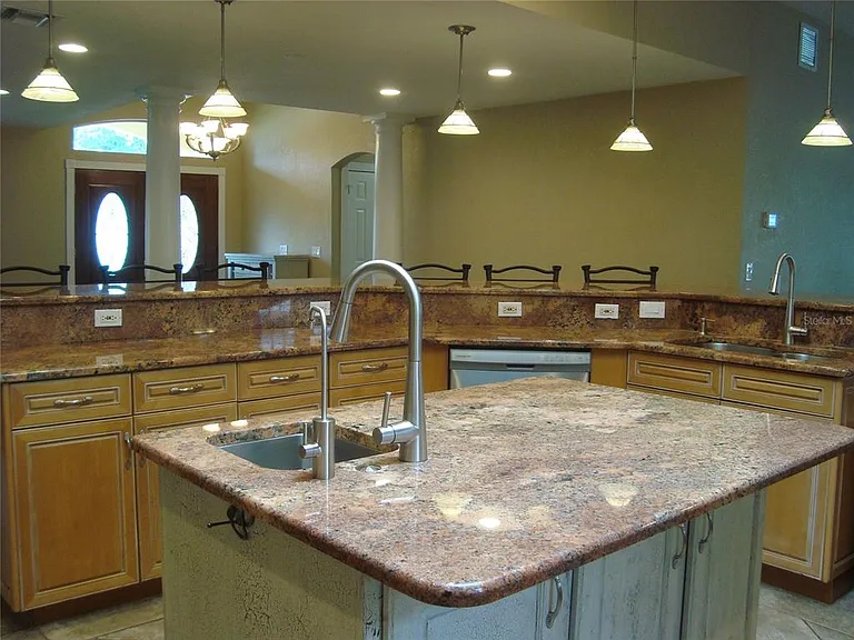 601 Palm Ave — Photo 7