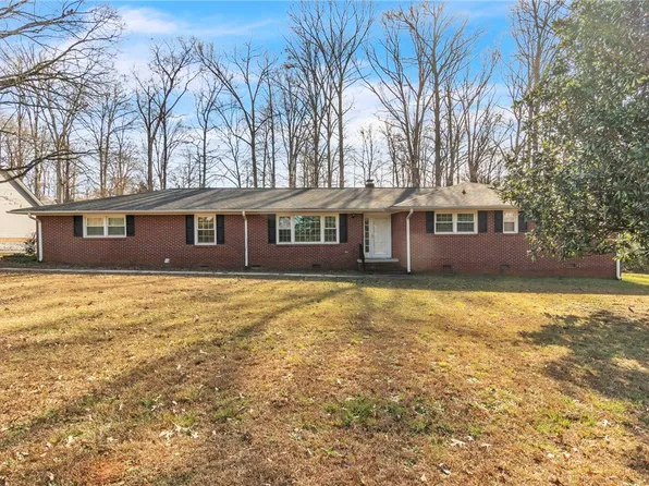 1530 Sandy Springs Rd, Pendleton, SC 29670