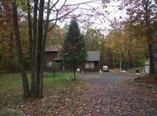 984 Lakeside Dr, Effort, PA 18330