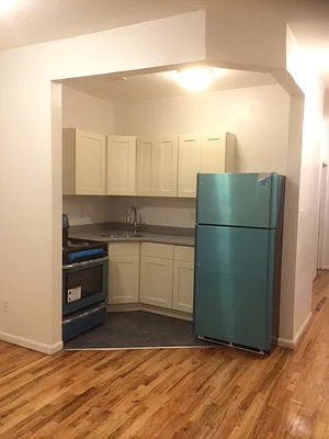 Rented by Blue Egg Realty Corp | media 20