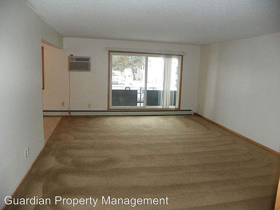 2nd image of 601 Hoyt Ave E APT 7