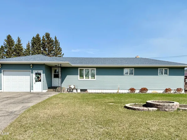 1209 11th St, Langdon, ND 58249