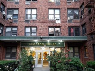 13425 Franklin Ave, Flushing, NY 11355