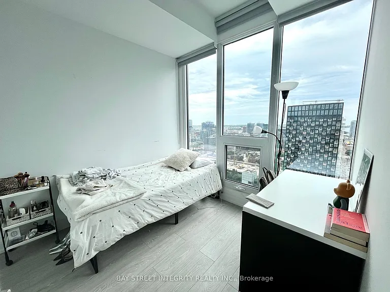 181 Dundas St E #3610 — Photo 6