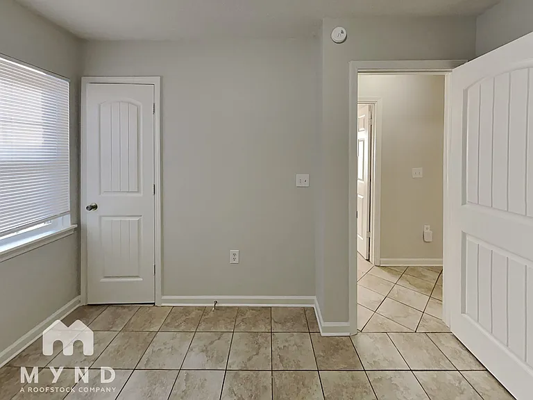 5130 Alford St — Photo 12