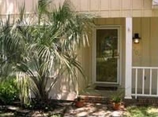 200 Hawthorne Ln, Lexington, SC 29072