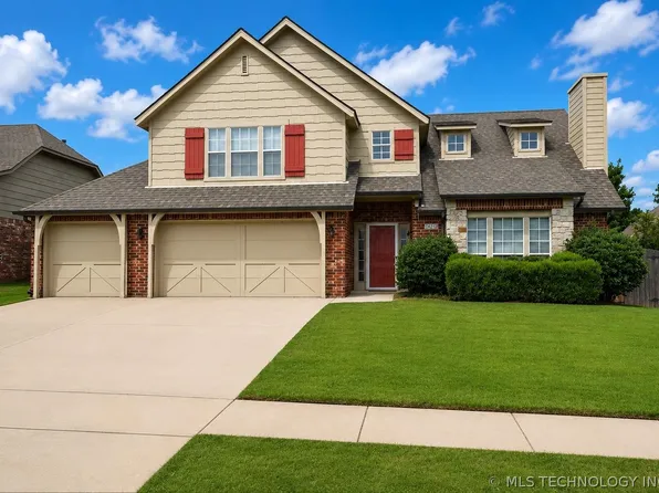 2422 S Umbrella Pl, Broken Arrow, OK 74012
