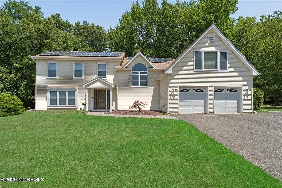 6 bed, 3.5 bath, $6,900 — Photo 1