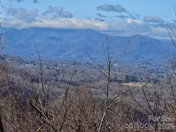 989 High Rock View Dr, Canton, NC 28716