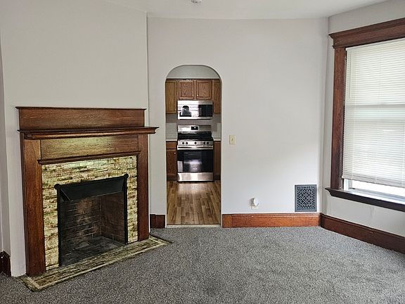 4th image of 583 Washington Ave