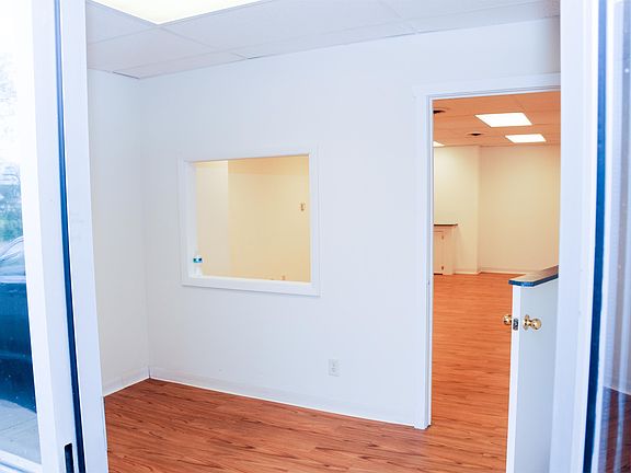 3rd image of 5124 Pine Island Ct #11175711