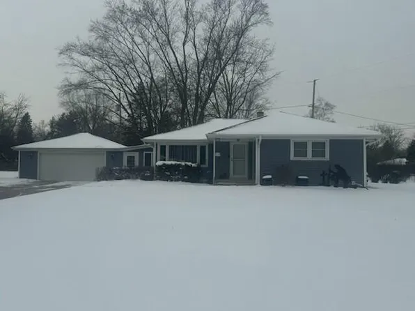 W148N6297 Pocahontas DRIVE, Menomonee Falls, WI 53051
