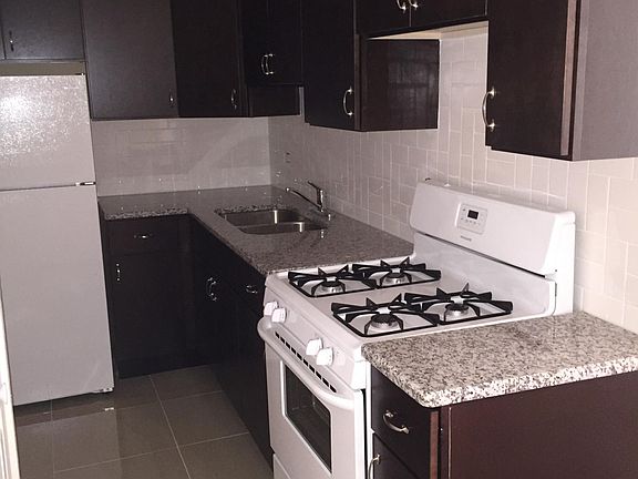 2nd image of 1025 W Hollywood Ave APT 314